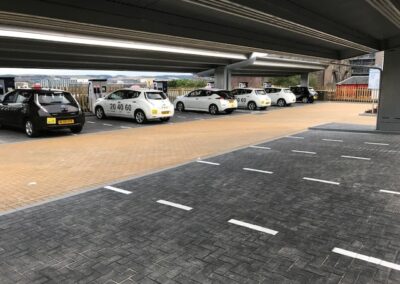 Solar-powered parking canopies at BP Dundee station