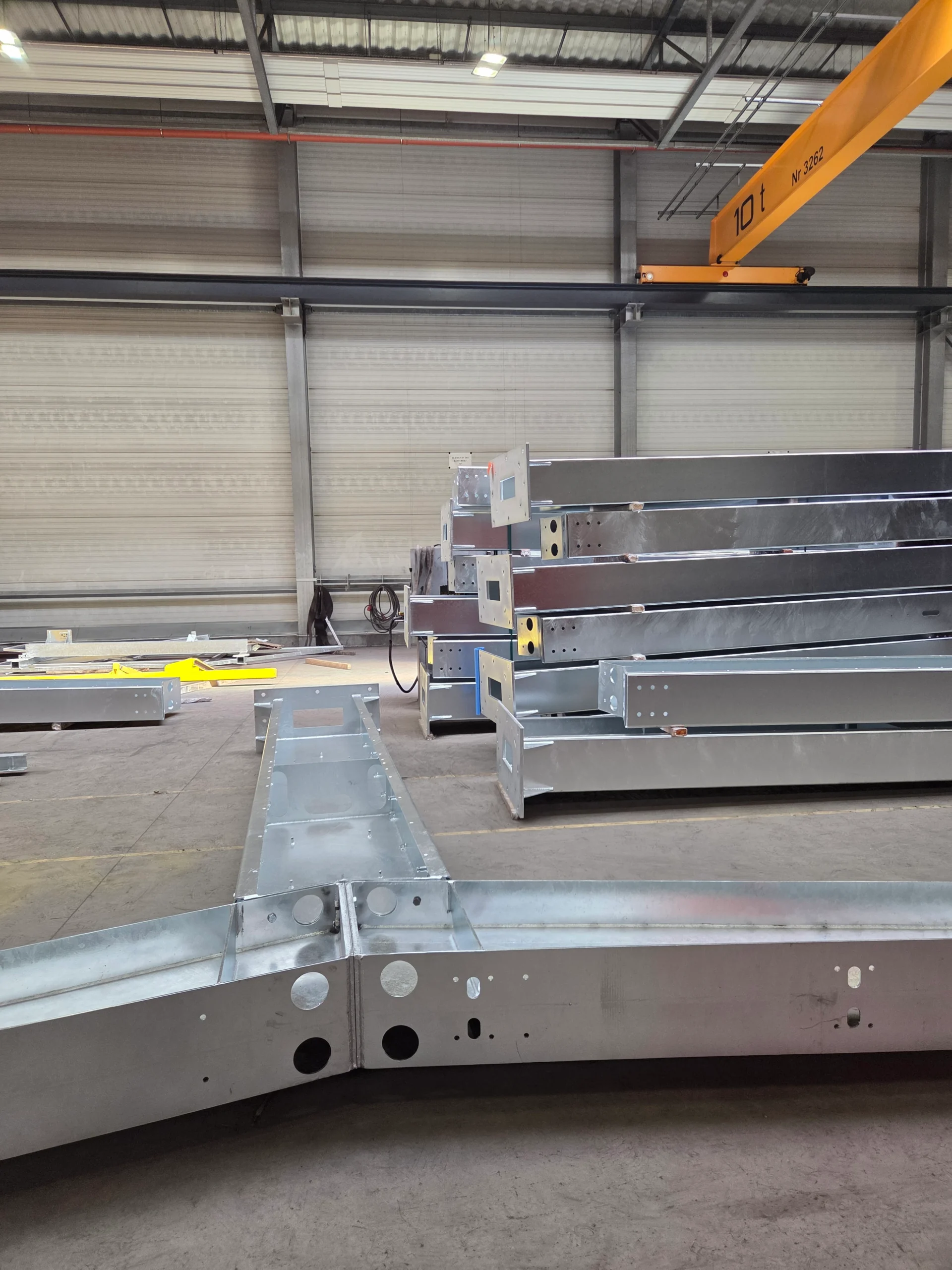 Production of column from steel manufacturing partners